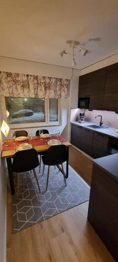 Apartment For Four At The City Center Рованіемі Екстер'єр фото